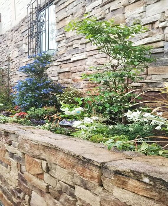 クルミガーデン花壇植栽